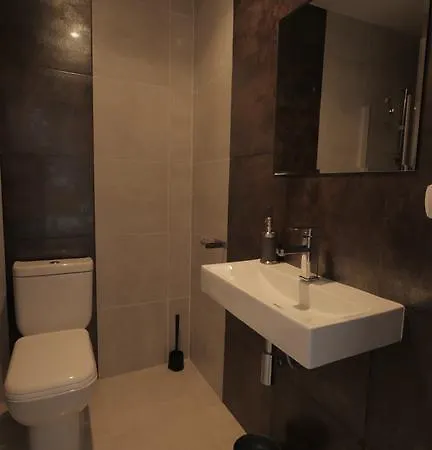 Quarto em Acomodações Particulares Uroboros