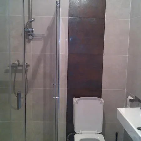 Uroboros Quarto em Acomodações Particulares *