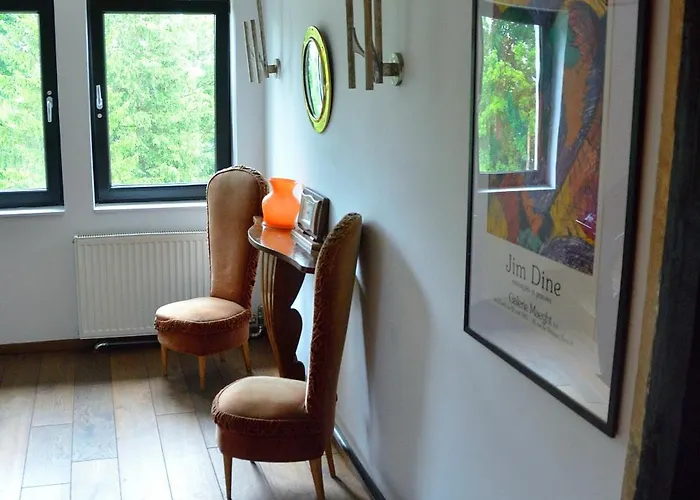 Rum i privatbostad Uroboros