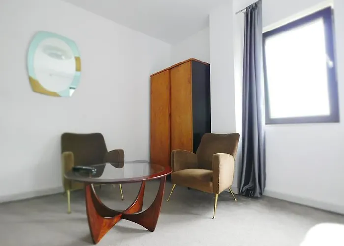 Rum i privatbostad Uroboros *