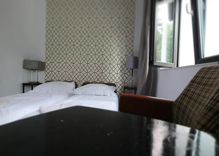 Rum i privatbostad Uroboros