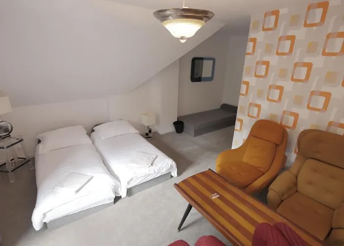 Rum i privatbostad Uroboros *